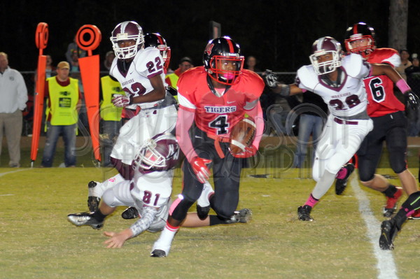 10-23 NW vs. NOX 022.JPG - SCRIVENER 300s #1